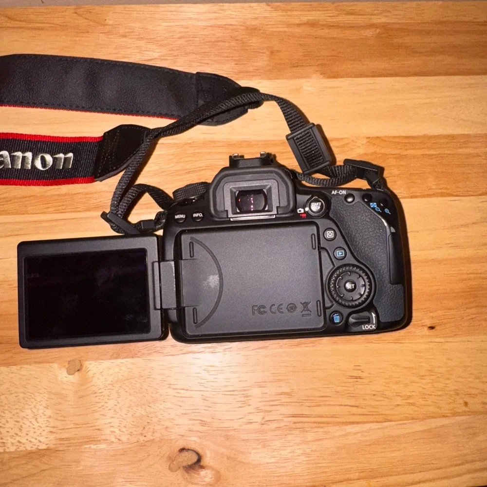 Canon EOS 80D Black DSLR Camera